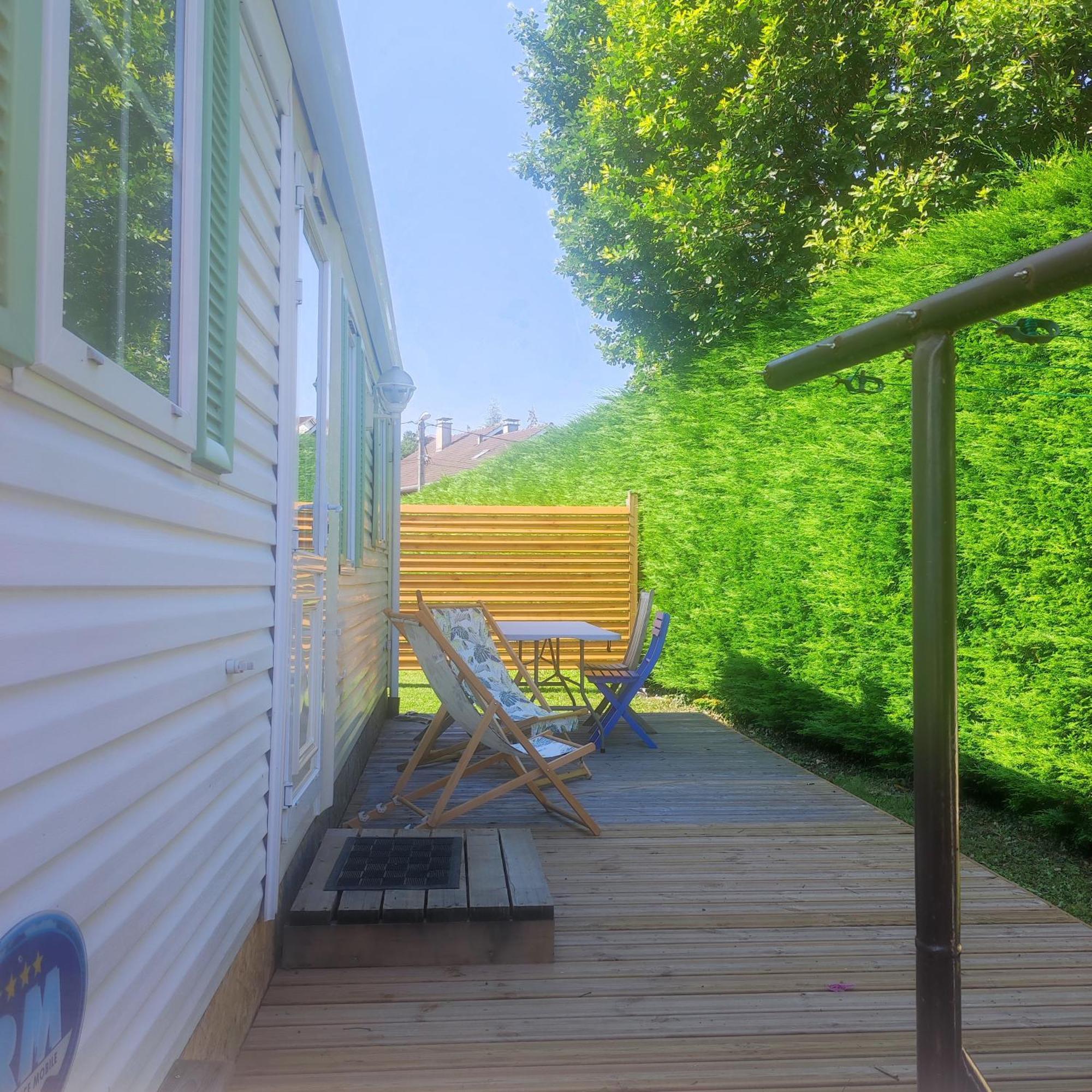 Mobile-Home Avec Terrasse Тонон-ле-Бен Экстерьер фото